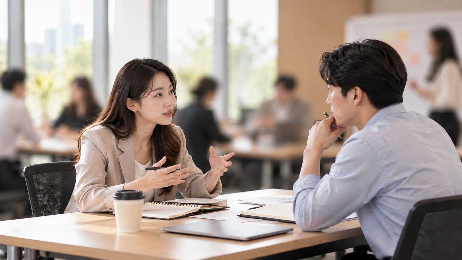 비즈니스 소통 전략 교육 장면